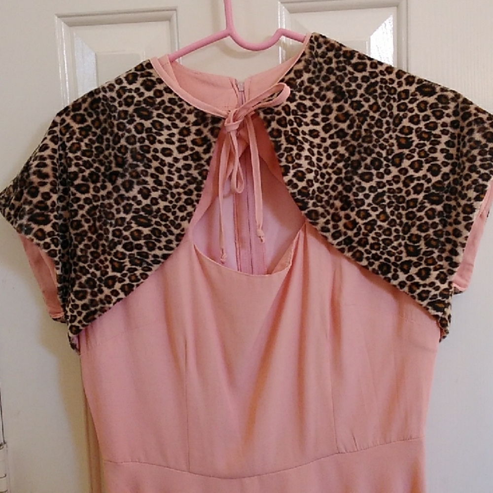 Stop Staring Pink Dress with Leopard Print Collar - Picture 2 of 10
